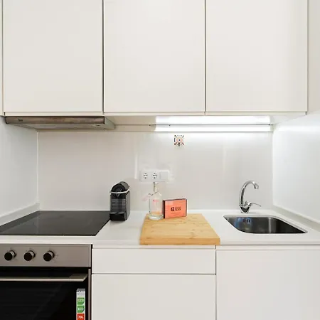 Guestready-chic Urban Retreat In Centre * Porto